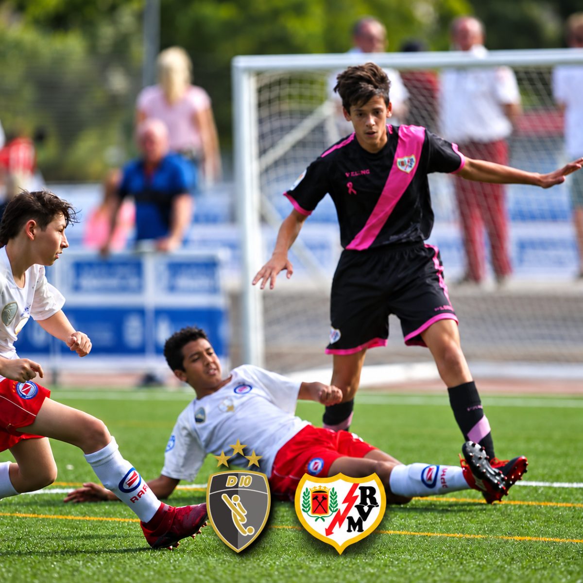 D10 Football Club ante Rayo Vallecano